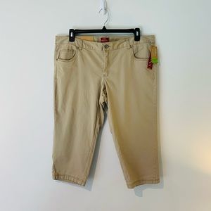 New With Tags, Merona Khaki Crop Pants, SZ 16